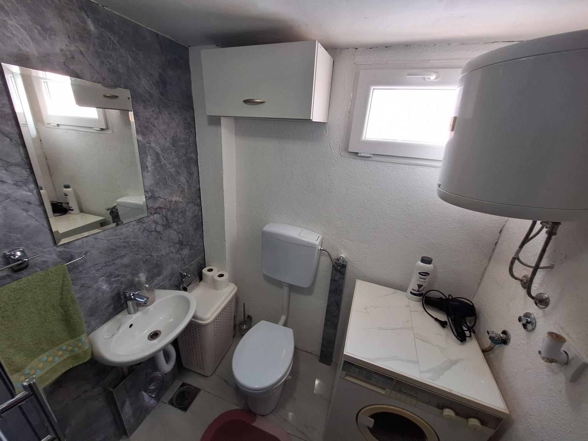 Fly & Stay Apartments Лакташи Экстерьер фото