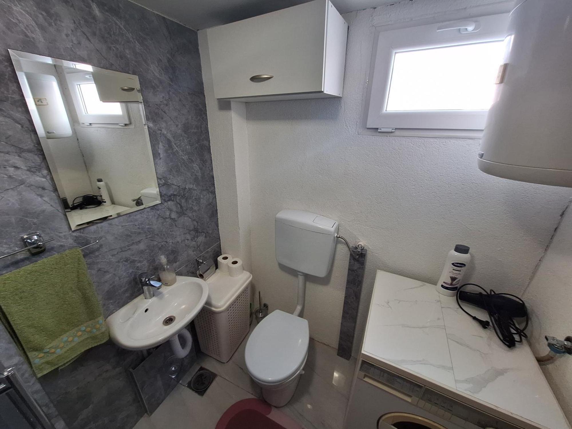 Fly & Stay Apartments Лакташи Экстерьер фото